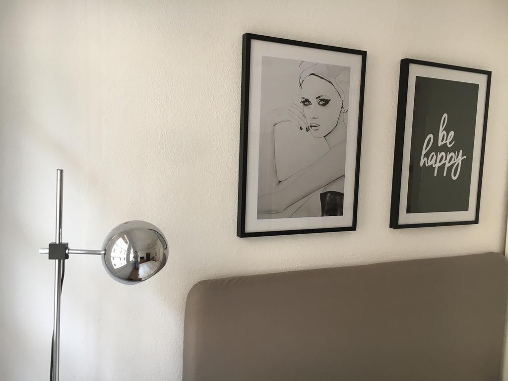 Privatzimmer In Bester Altstadtlage Τούμπινγκεν Δωμάτιο φωτογραφία